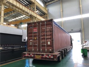 संकुल वितरण