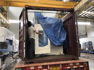 संकुल वितरण